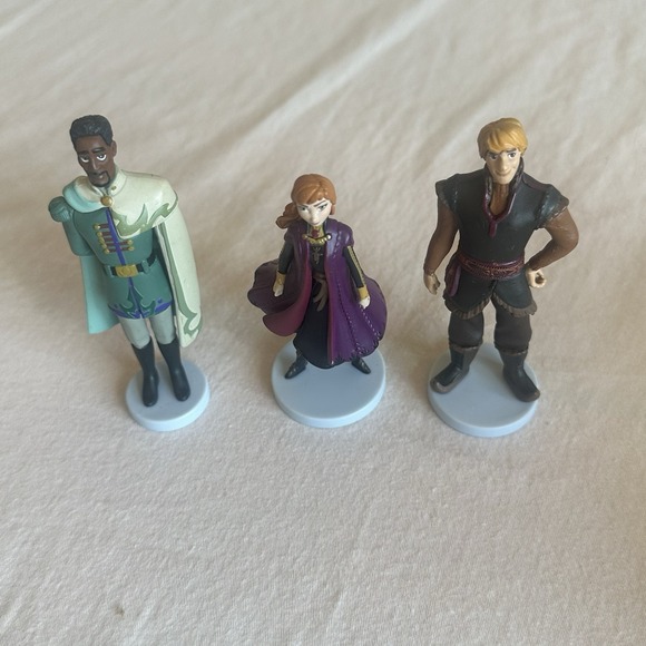 Disney Other - Disney Frozen 2 Figures Lieutenant Mattias, Queen Anna, and Kristoff, Set Of 3